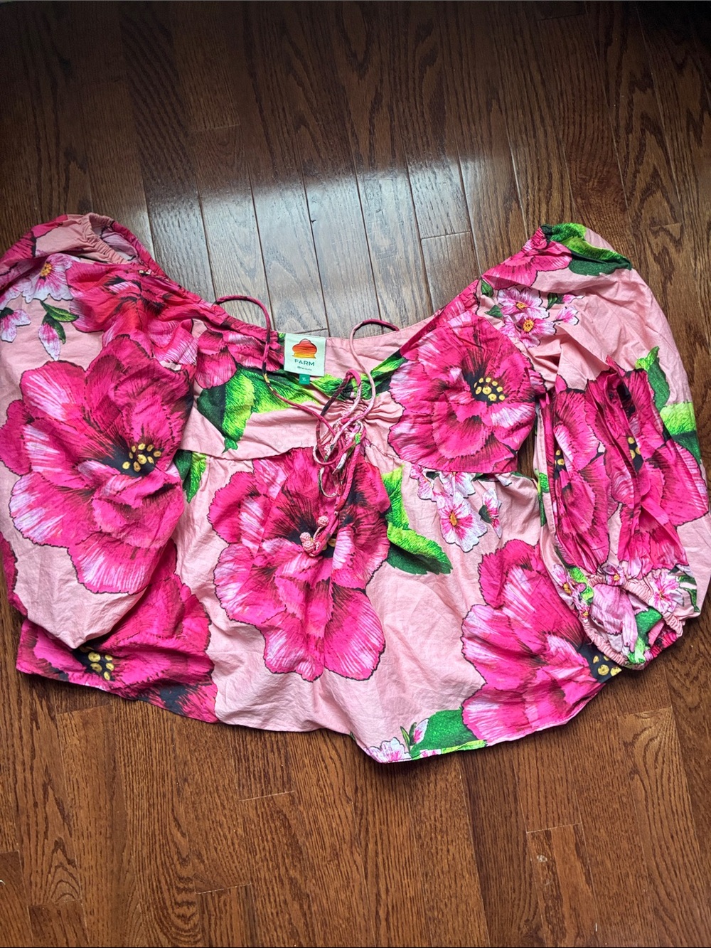 FARM Rio Chita Floral Print Babydoll Blouse - Picture 2 of 5